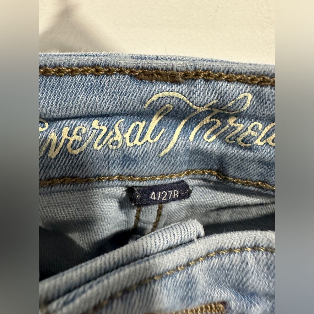 ⭐️SOLD⭐️Universal Thread Distressed Skinny Jeans - Picture 6 of 8